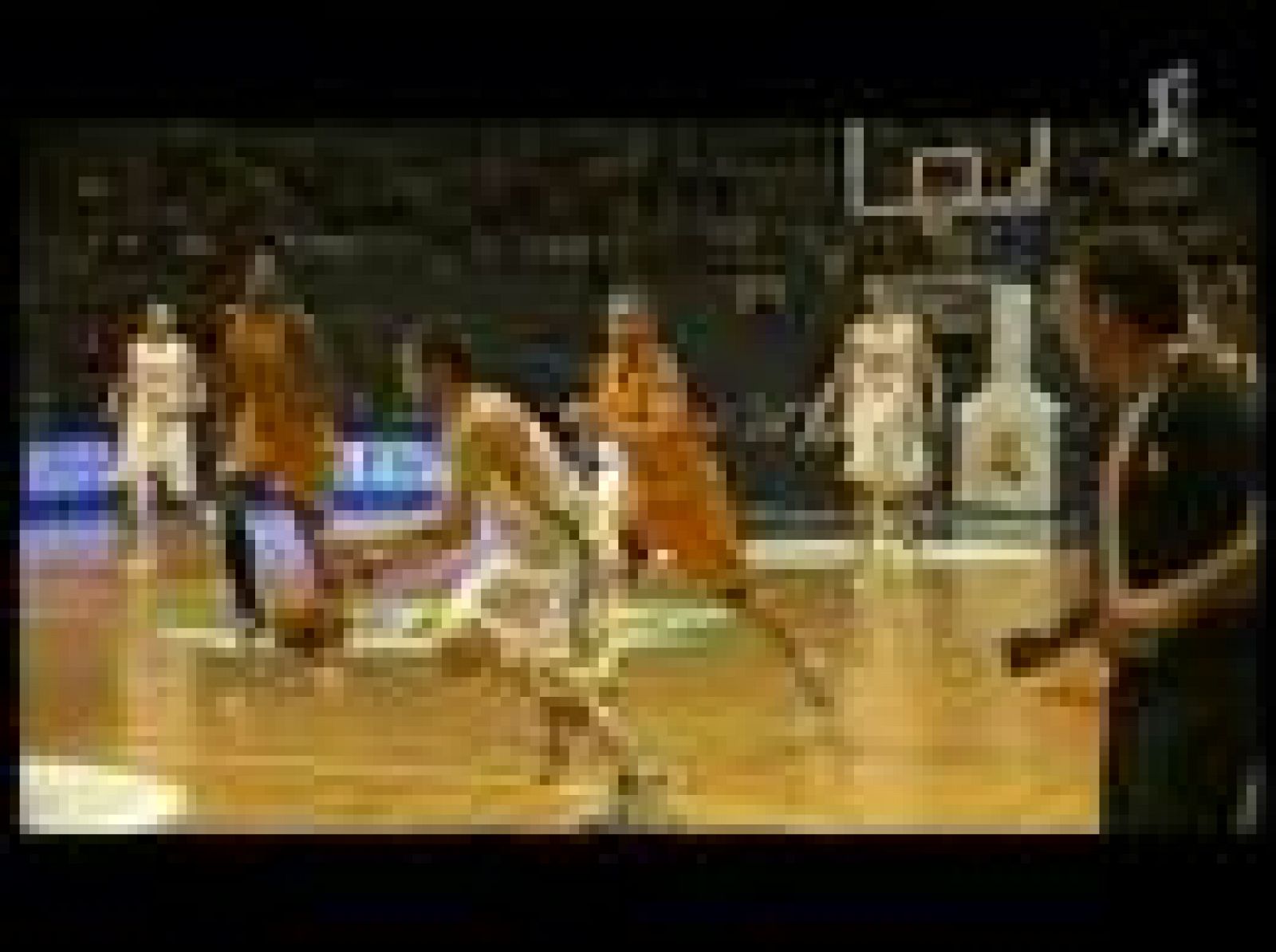 Baloncesto en RTVE: Real Madrid 74-73 Gran Canaria 2014 | RTVE Play