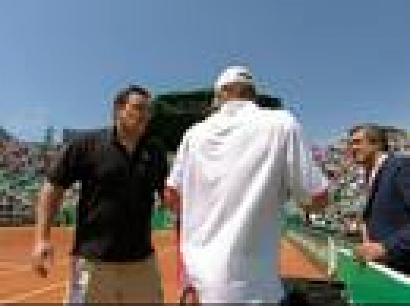 El estadounidense Andy Roddick abandona por lesión, en las semifinales del Master Series de Roma.