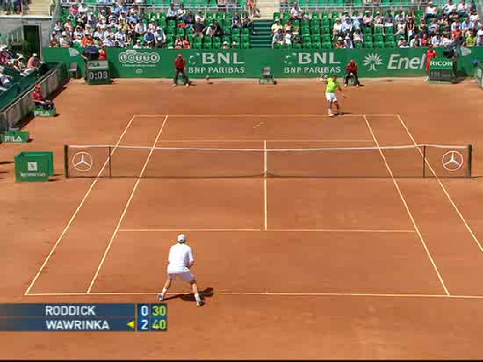   El estadounidense Andy Roddick abandona por lesión, en las semifinales del Master Series de Roma.