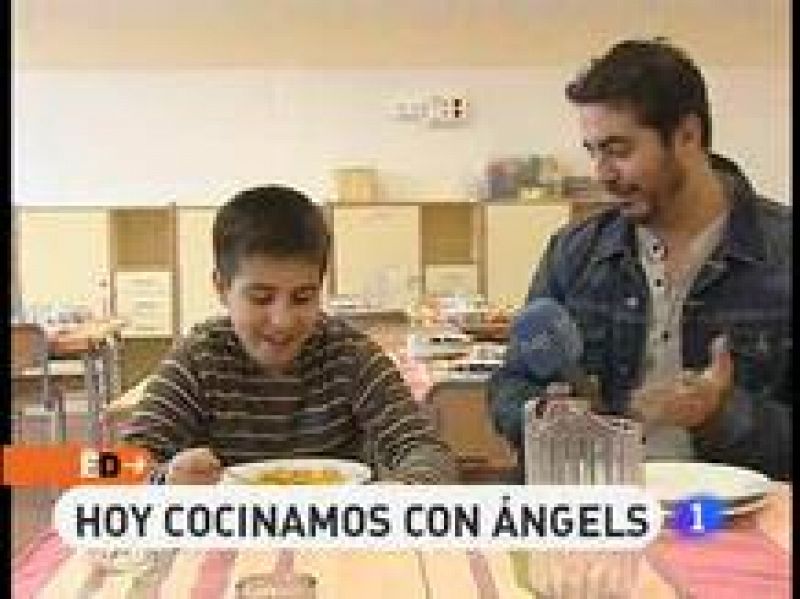 Ángels, acostumbrada a cocinar en el comedor de un colegio, con comensales tan exigentes como los escolares, cocina hoy para España Directo. Se atreve con una elaborada receta: canelones rellenos de setas.