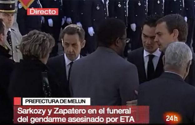 Sarkozy y Zapatero en el funeral