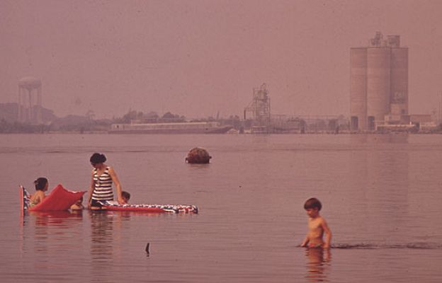 La 2 Noticias - Documerica en Flickr