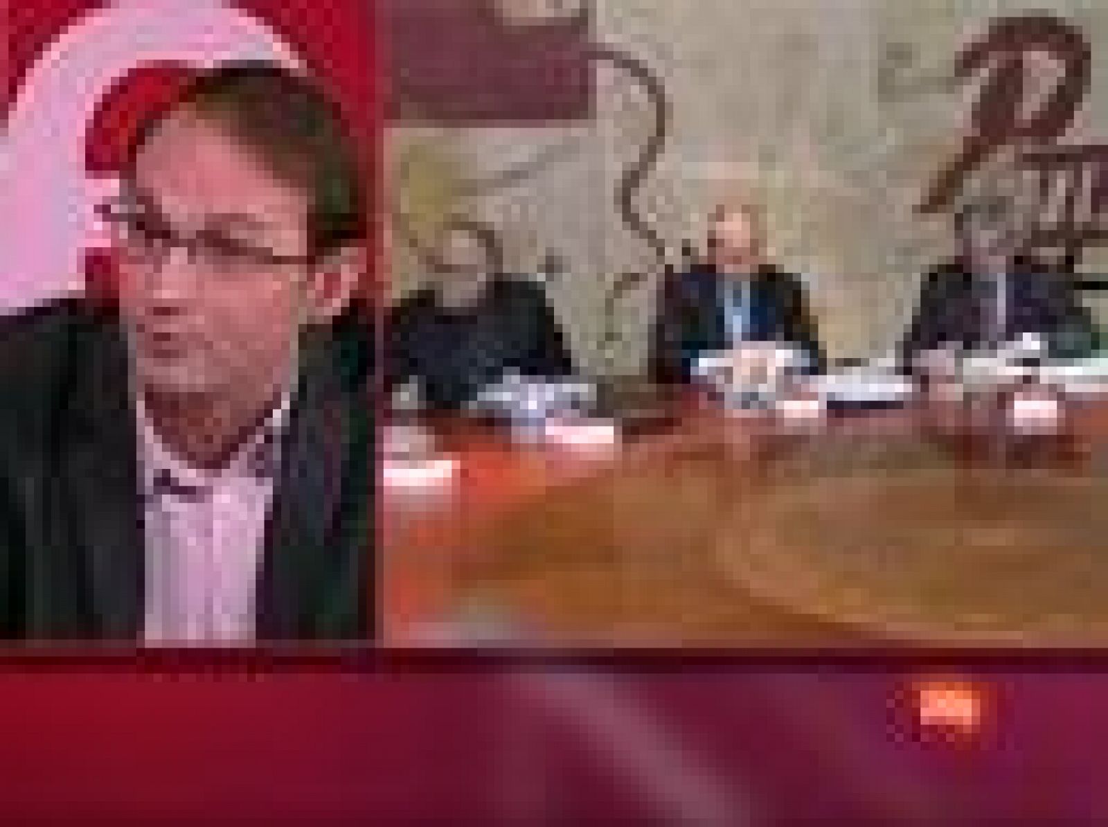 Noche 24 - La noche en 24 horas entrevista a Joan Herrera, diputado de ICV - La noche en 24h | Ver