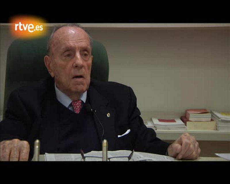 Fraga: "Mayor Oreja sabrá por qué lo dice" 