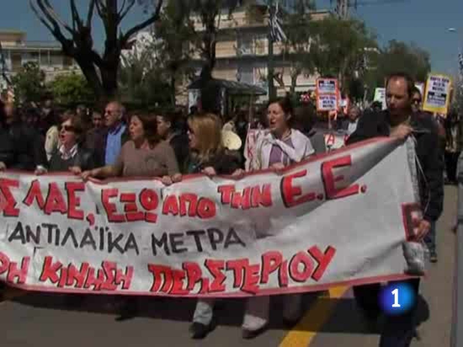 Los países del euro siguen sin ponerse de acuerdo sobre que hay que hacer para ayudar a Grecia | Ver