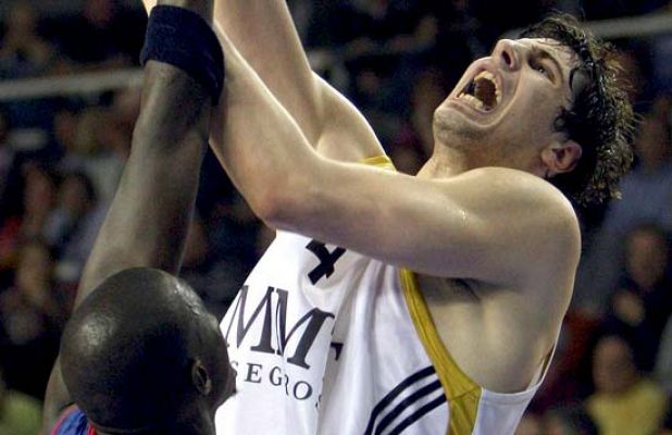 Baloncesto en RTVE - Tomic doma al Barça en el Palau