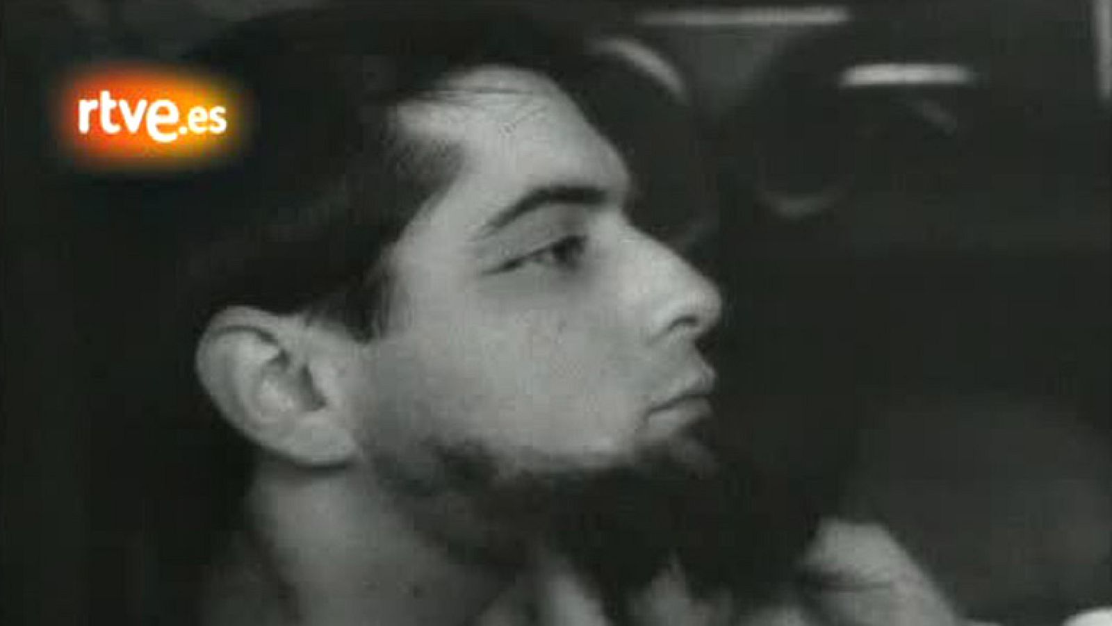 Testimonio: Tradiciones de la Semana Santa. Un impresionante docuemntal de 1968, escrito y realizdo por Ricardo Fernández de la Torre. Las cámaras de TVE recogieron algunas de las tradiciones de Semana Santa más asombrosas de España. Un documento ú