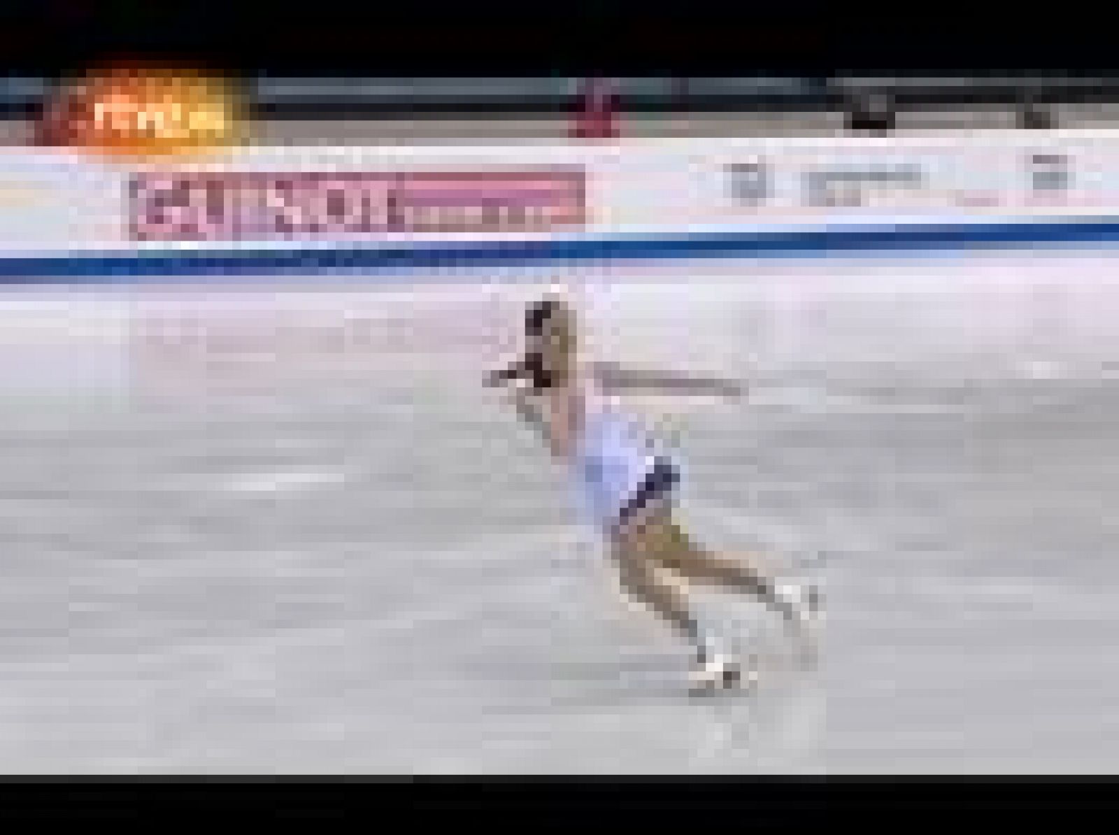 Ejercicio íntegro de la patinadora española Sonia Lafuente en la final del programa corto del Mundial de Patinaje que se disputa en Turín.