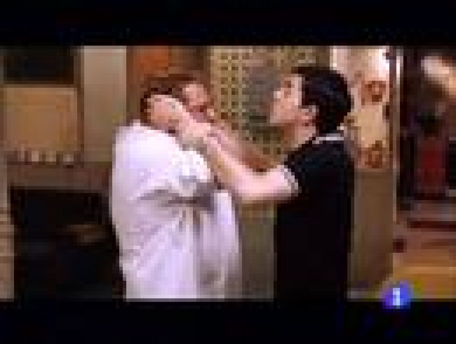 Versión española - Perdona bonita pero Lucas me quería a mí - Versión española | Ver