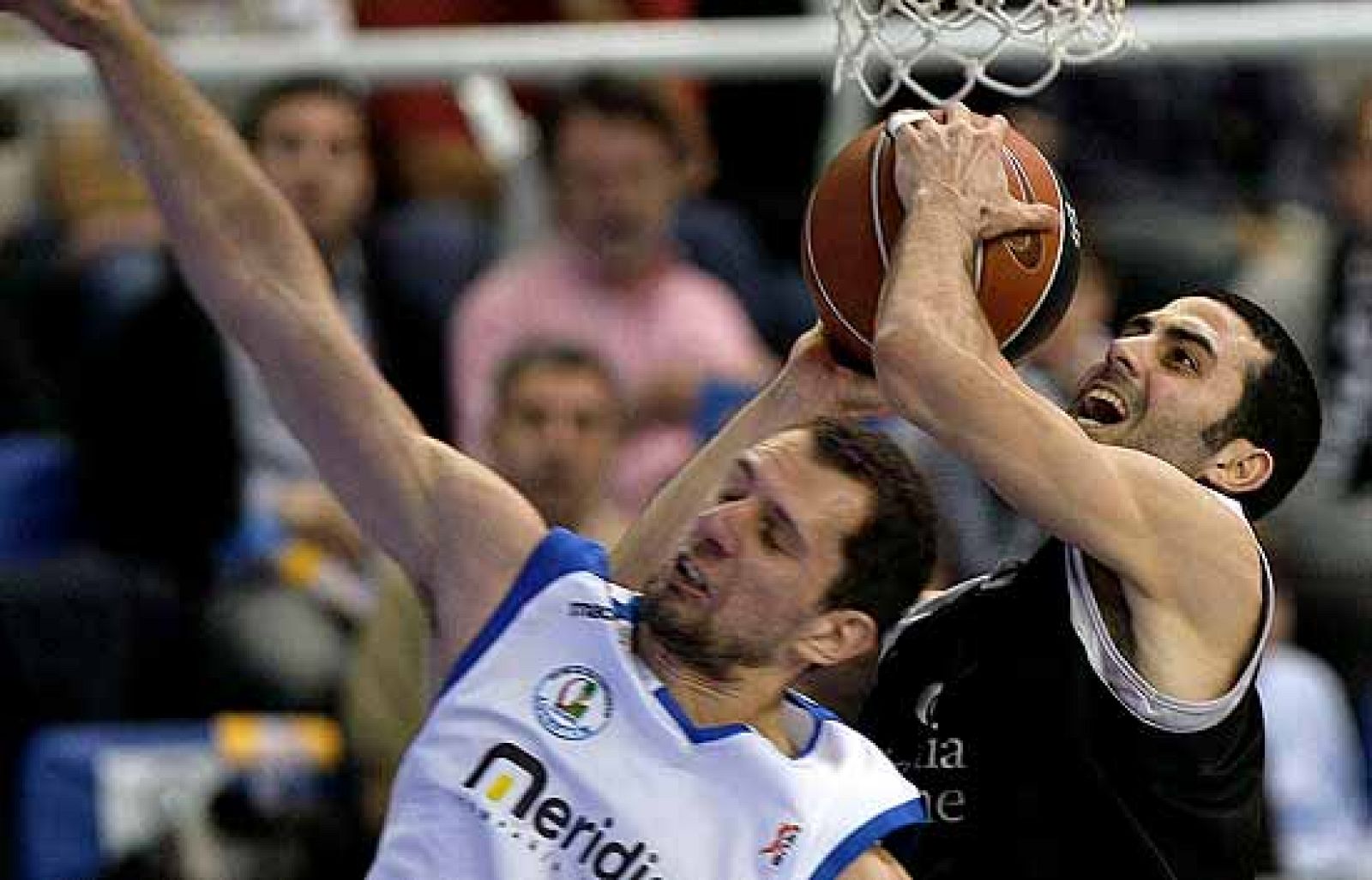 Meridiano Alicante 74-76 Bizkaia Bilbao - Baloncesto en RTVE | Ver