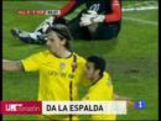  - Ibrahimovic, hasta con la espalda