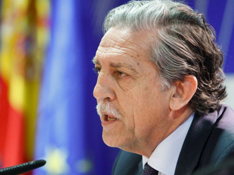 López Garrido repasa en 'La Noche en 24 horas' las principales conclusiones del Consejo Europeo en el que se han aprobado las ayudas a Grecia