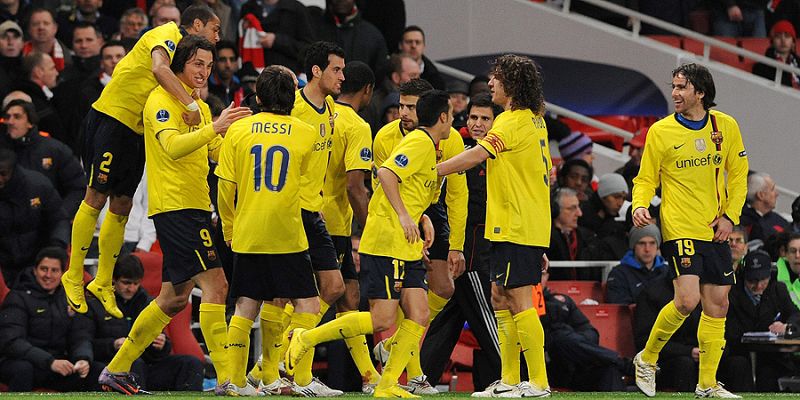 El Barcelona ha desaprovechado una gran oportunidad de sentenciar la eliminatoria de cuartos de final de Champions ante el Arsenal. Después de dominar todo el partido y de tener una ventaja de dos goles, se ha dejado empatar en los últimos minutos. 