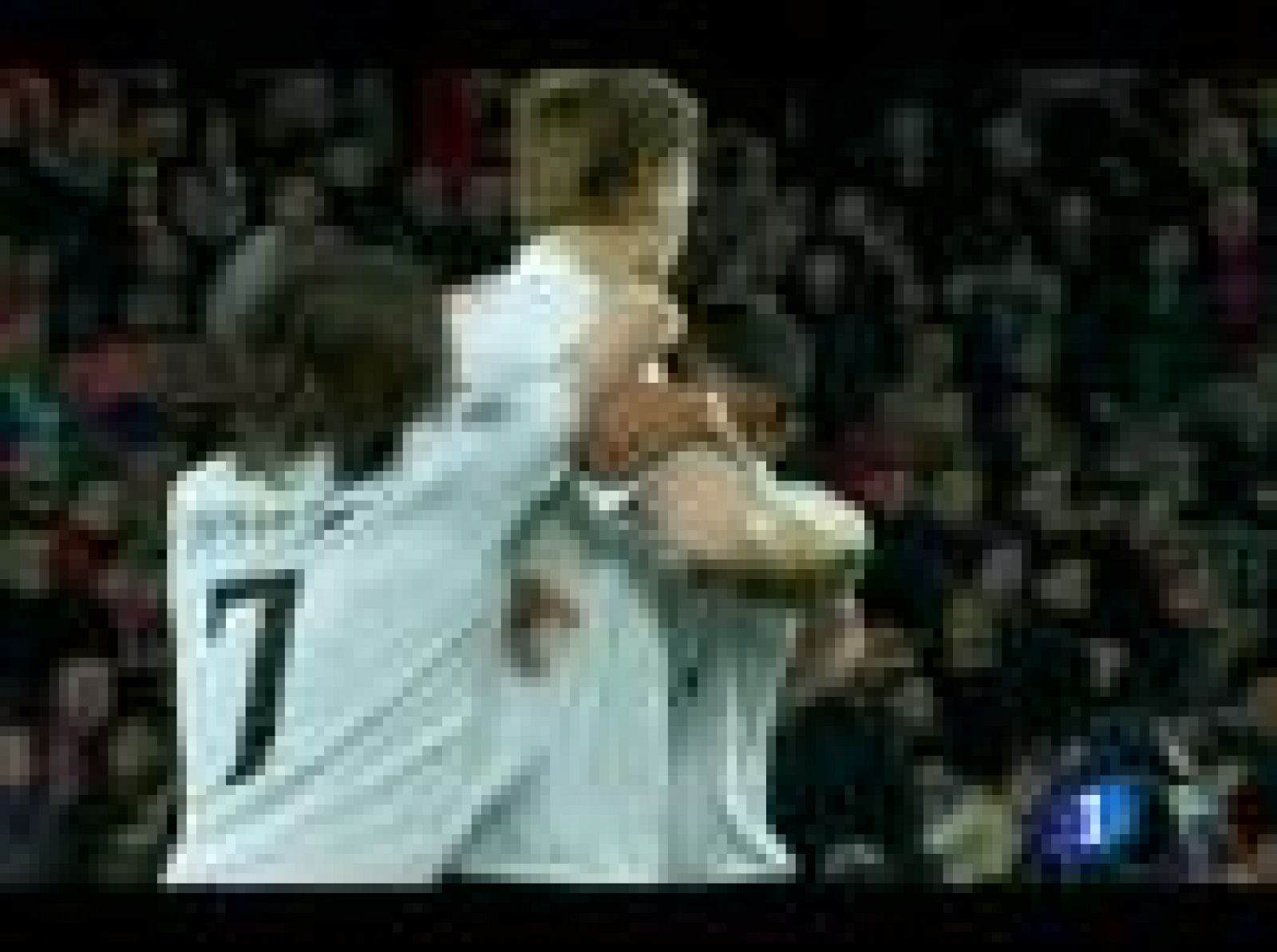 Sin programa: Bendtner da el susto (0-1) | RTVE Play