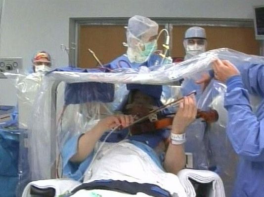 Ciencia y tecnología en Rtve.es - Un violinista en el quirófano
