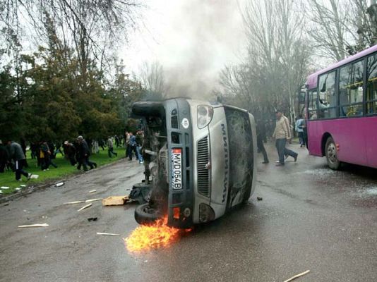  - Disturbios en Kirguistán