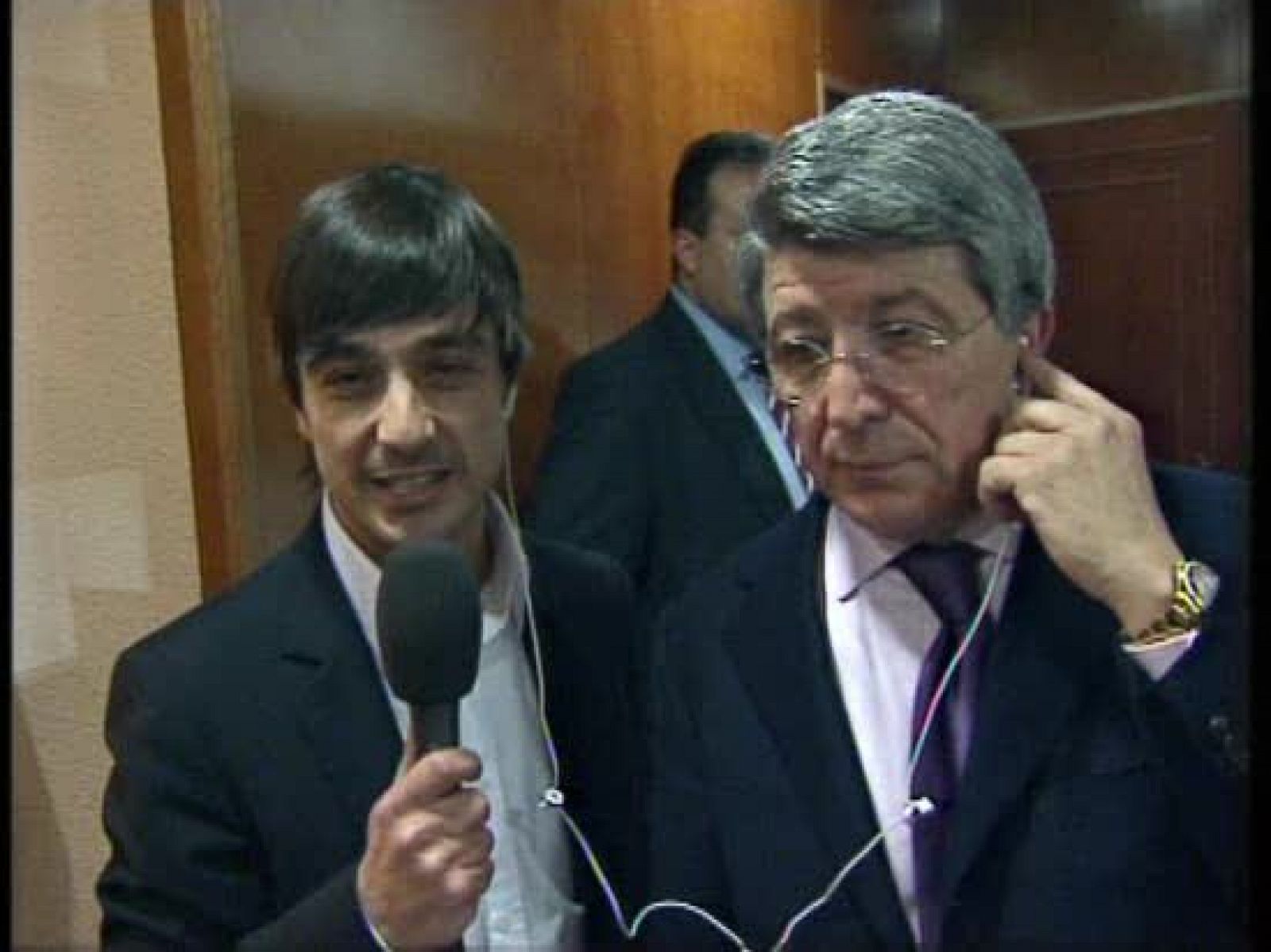 Enrique Cerezo, Presidente del Atlético de Madrid, planta a Club de Fútbol