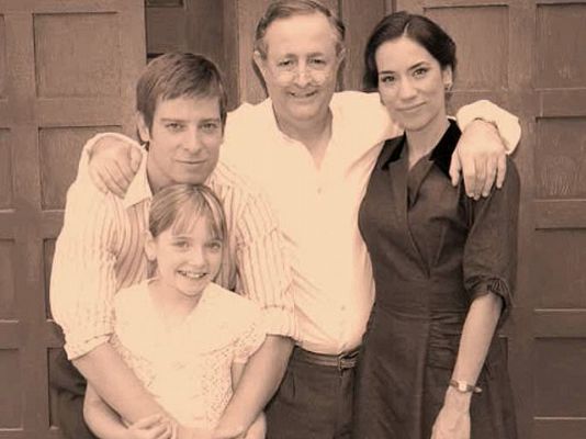 Amar en tiempos revueltos - Vídeo de José Silva