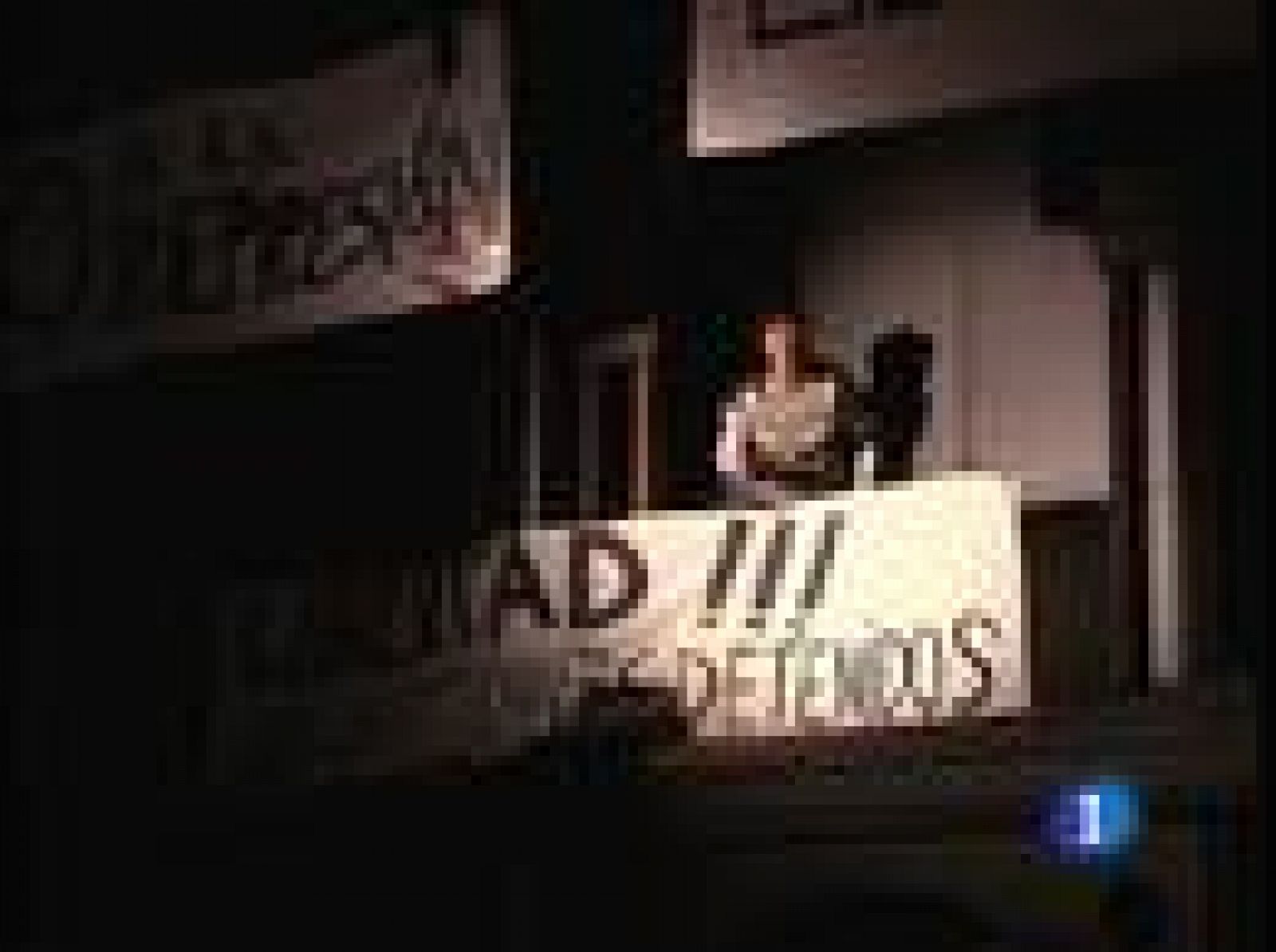 El Teatro Lliure de Barcelona estrena "Dictadura, transición, democracia" | Ver