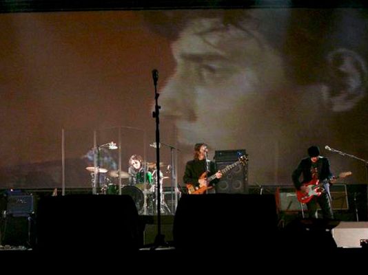  - Homenaje a Antonio Vega