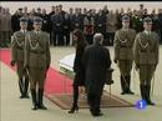 Telediario 1 - Telediario en 4' - 11/04/10