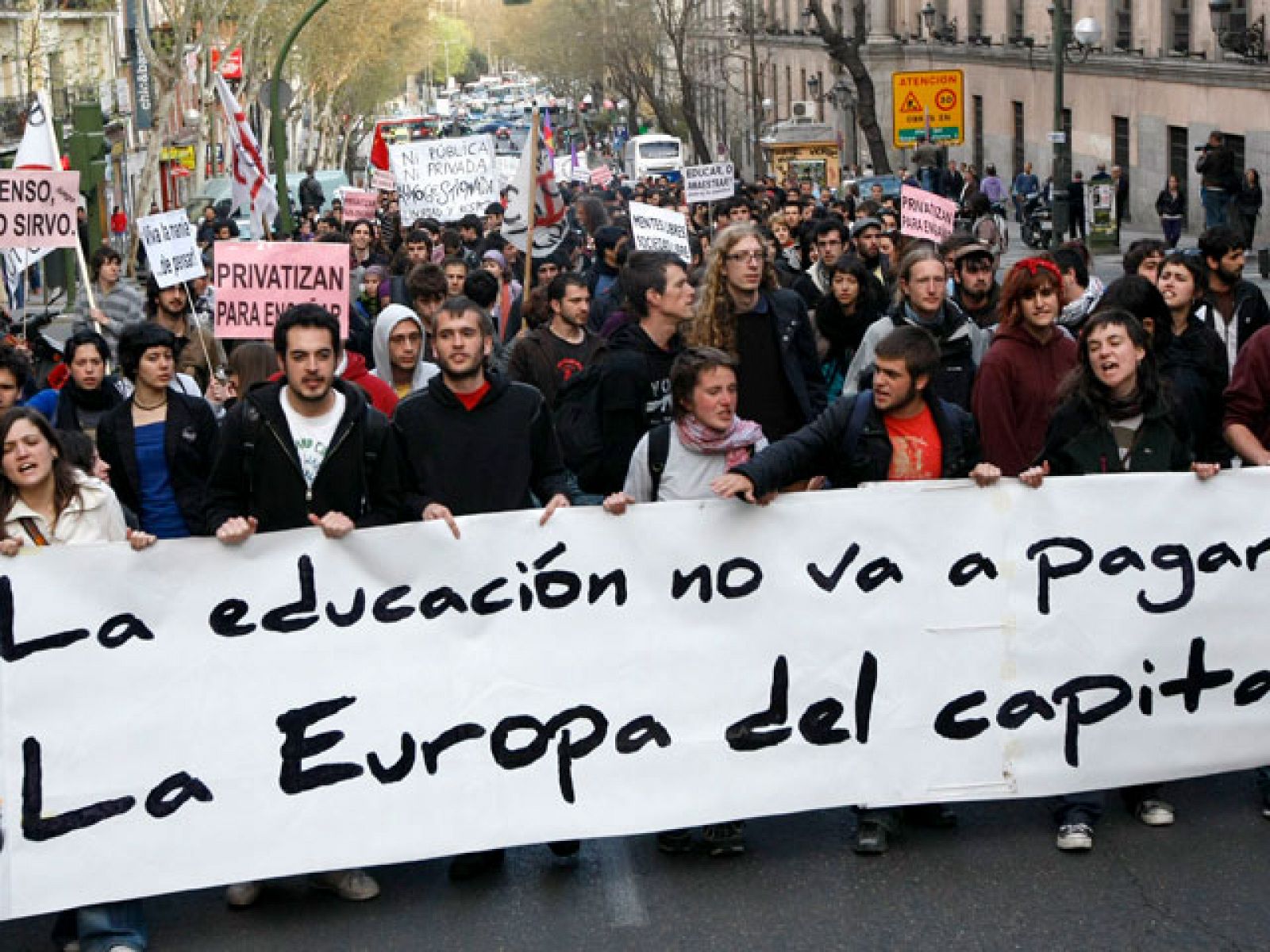 Manifestación en Madrid contra el Plan Bolonia | Ver