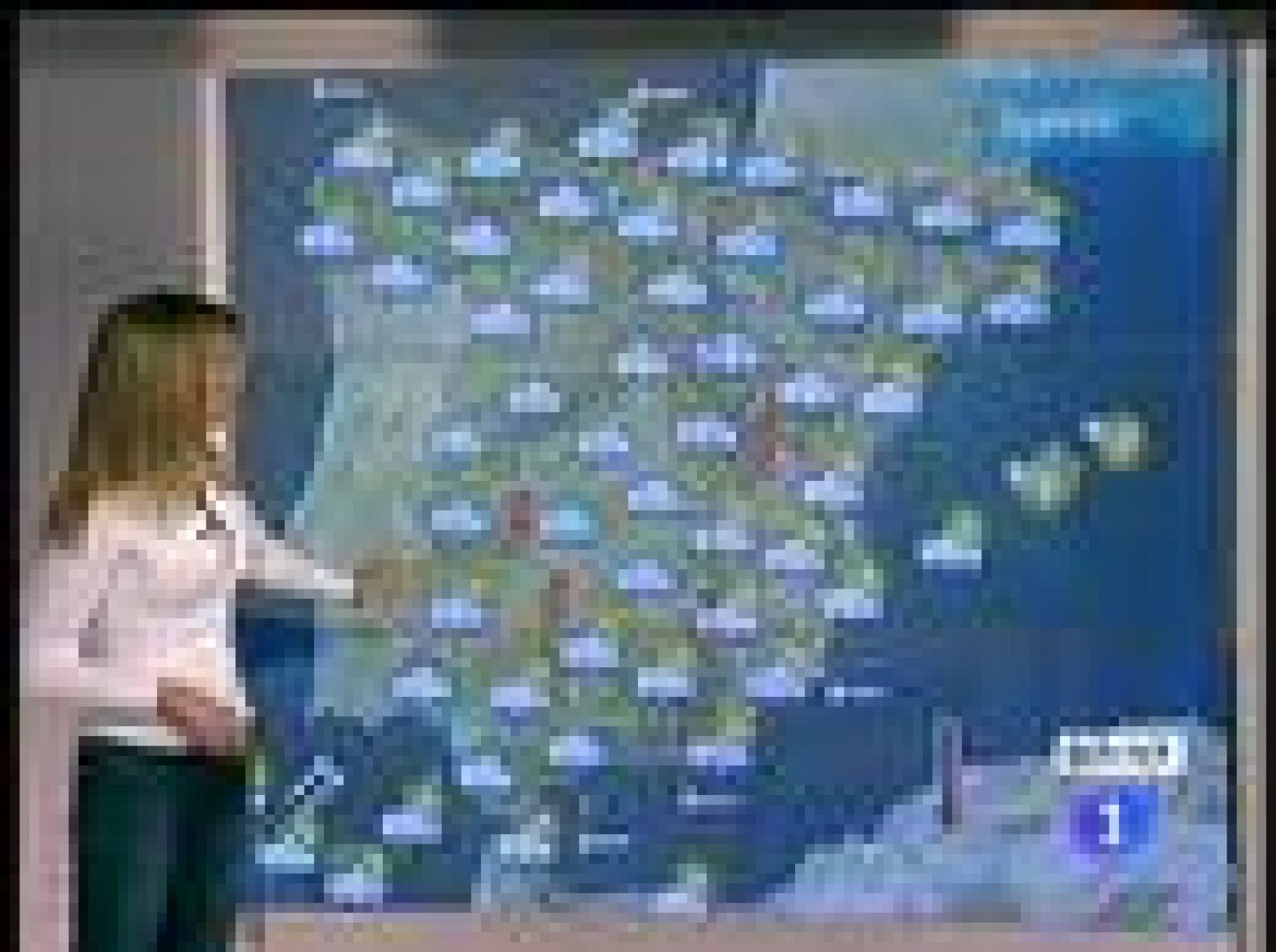 La borrasca que afecta a toda la Península seguirá dejando este jueves nubes y precipitaciones, las más fuertes en Extremadura, Andalucía occidental, las dos Castillas y Galicia. En el área del Cantábrico y del Mediterráneo las precipitaciones serán más suaves.