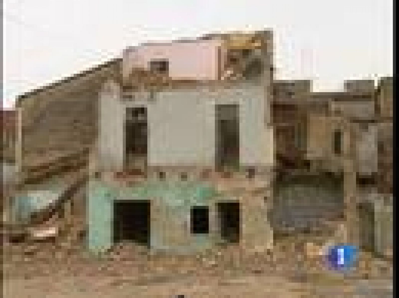 En Valencia, las reacciones ante la paralización de los derribos en el barrio de El Cabanyal no se han hecho esperar | Ver