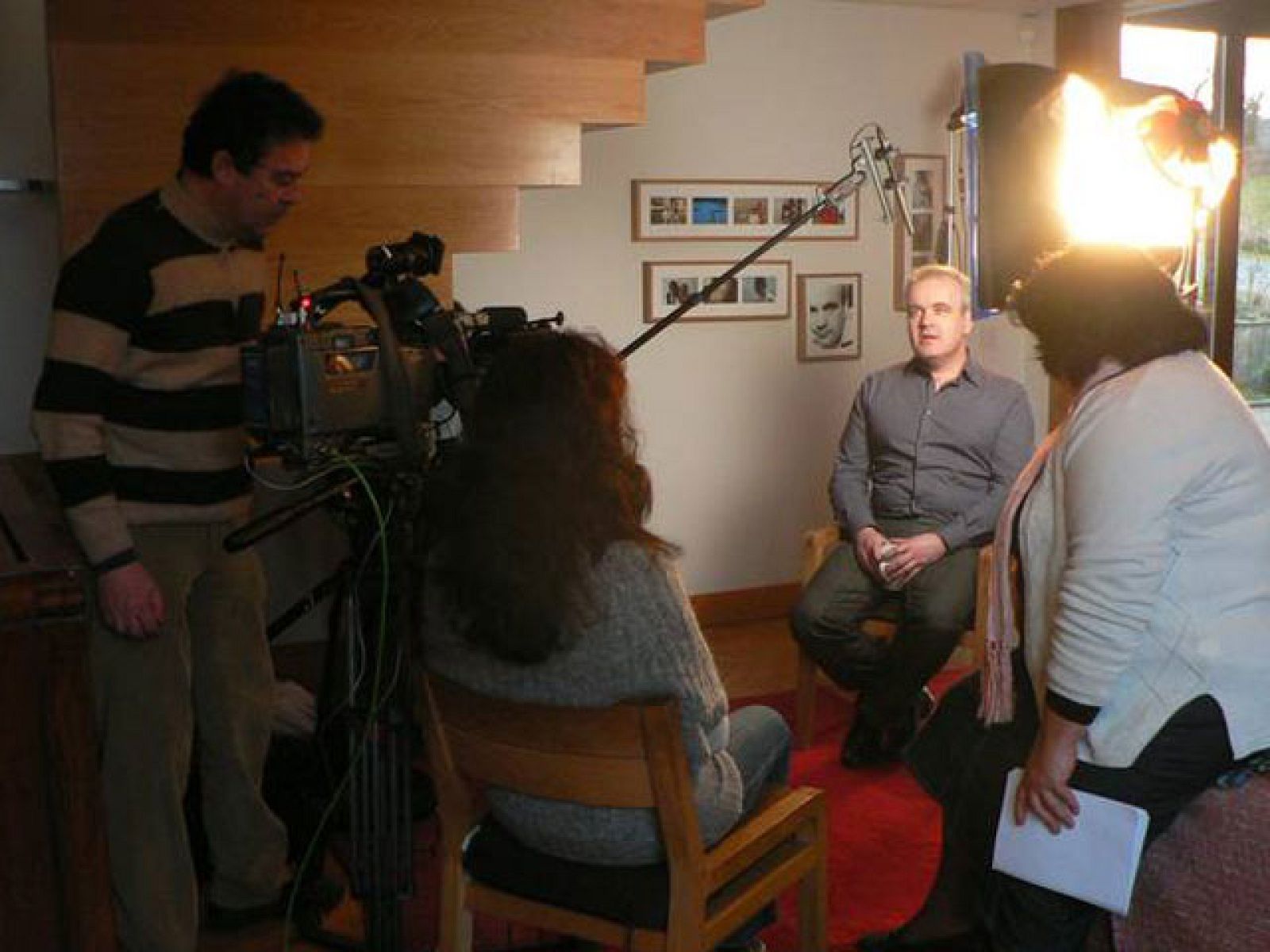 Víctimas de abusos por parte del clero irlandés toman la palabra.