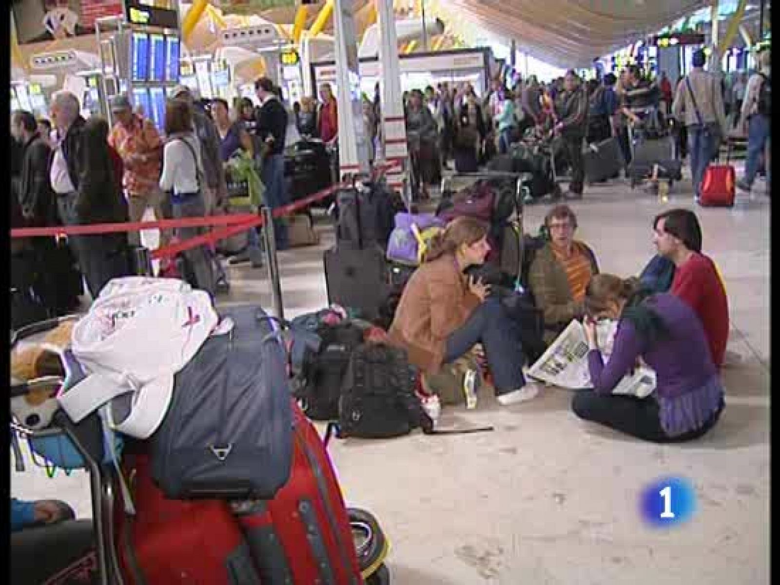 Más de 100.000 pasajeros se han quedado en tierra en algún aeropuerto español