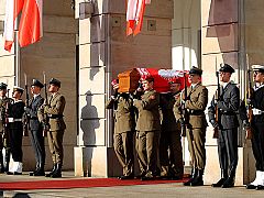 Informe semanal - Polonia, una nación huérfana