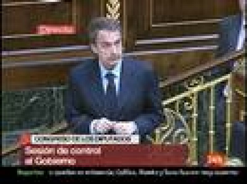 Zapatero admite que renovar el TC es "urgente"