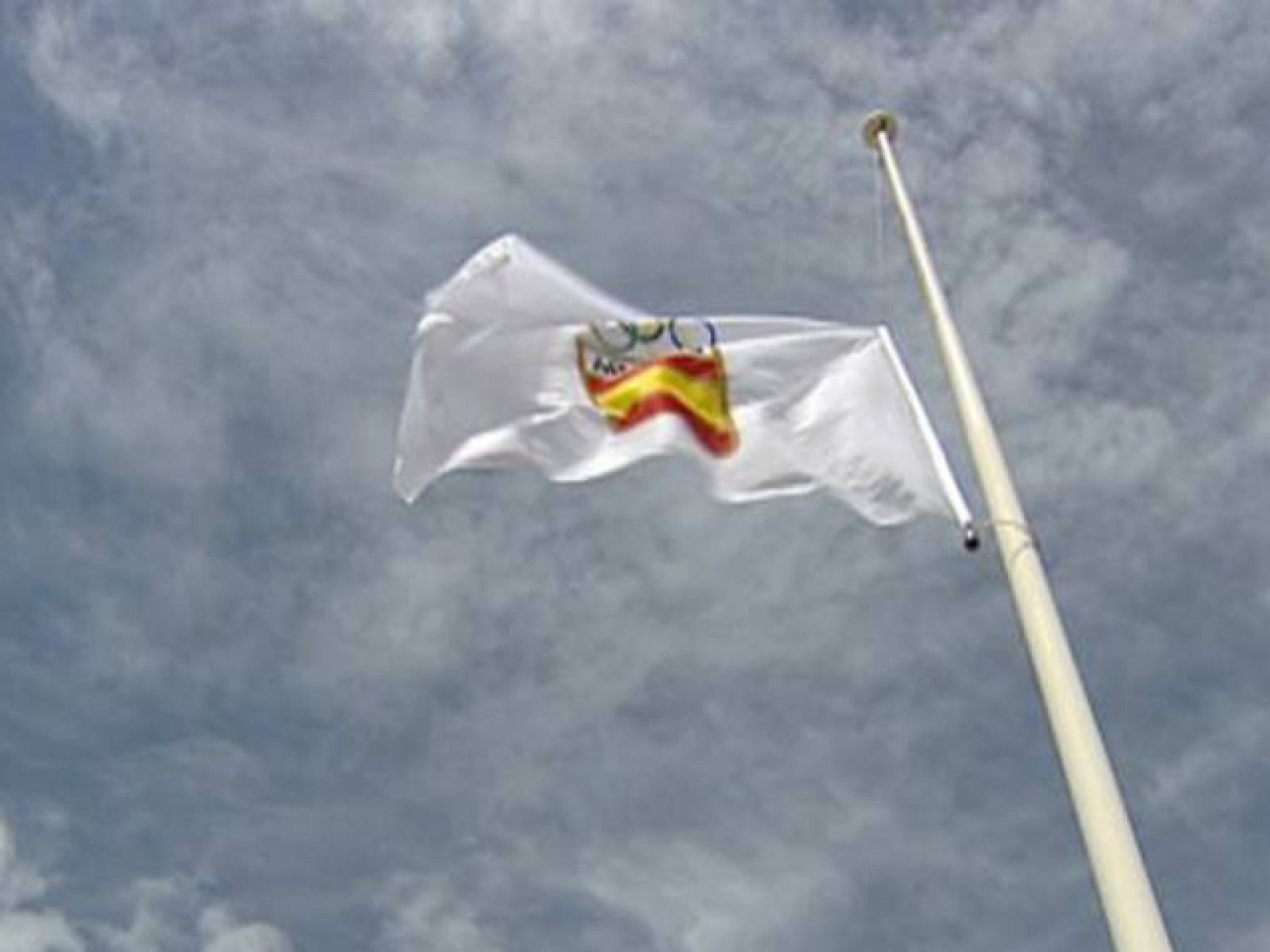 Bandera a media asta en el deporte