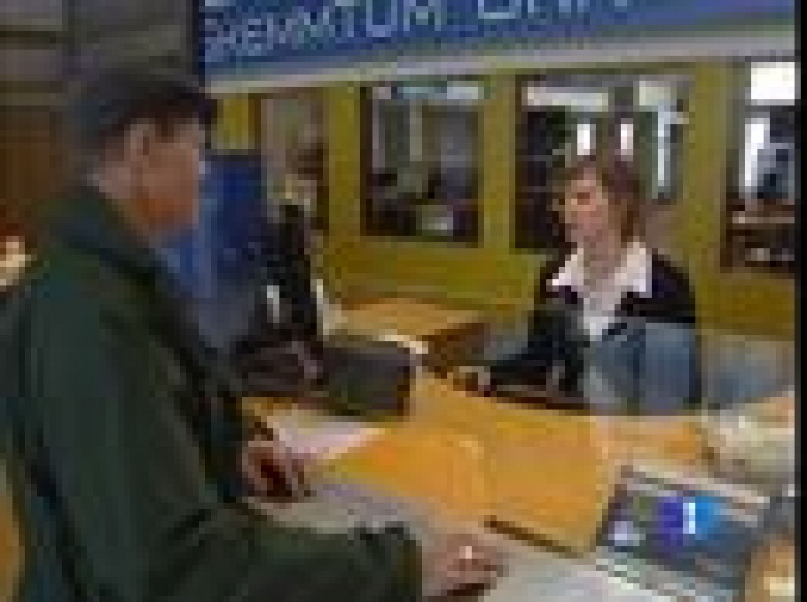 Recuperada la normalidad en el transporte aéreo europeo, hoy quienes tienen problemas son los islandeses. 