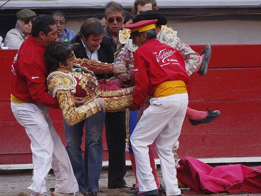 Telediario 1 - Telediario en 4' - 26/04/10