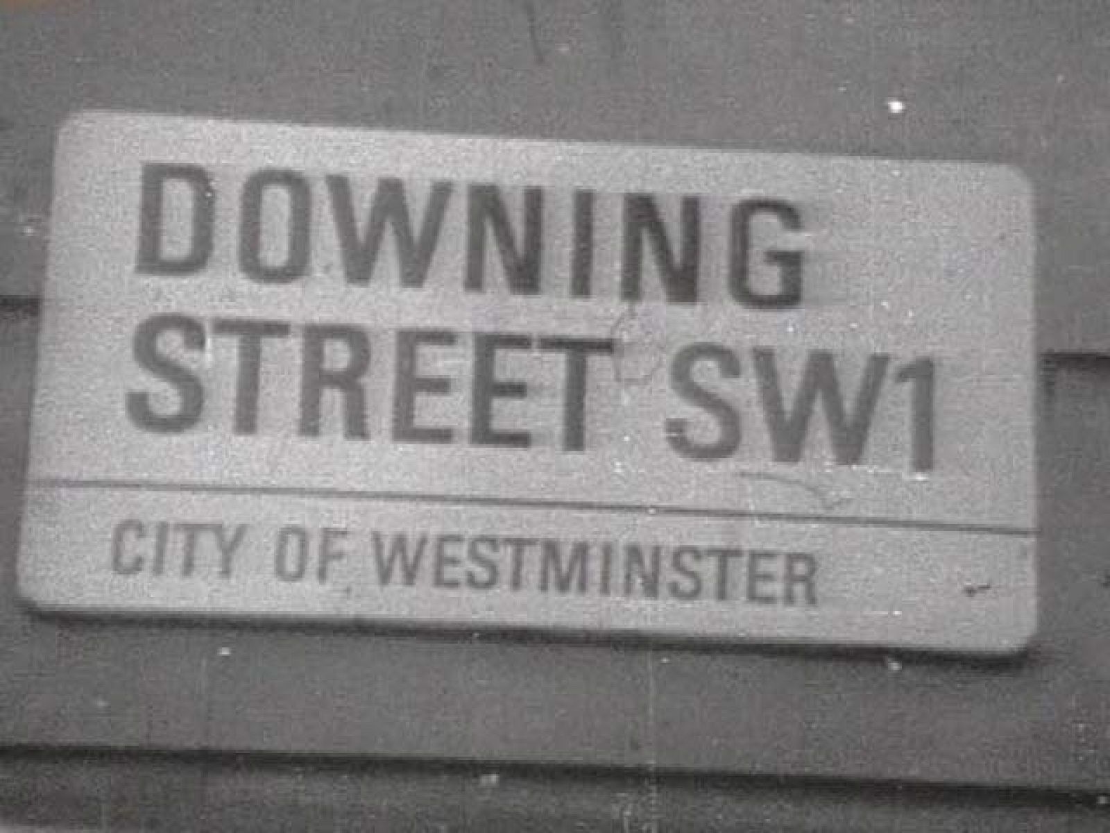 Las elecciones de 1974 son el precedente más cercano de un resultado incierto en los comicios británicos. Entonces, el laborista Wilson y el conservador Heath casi empataron a apoyos.  