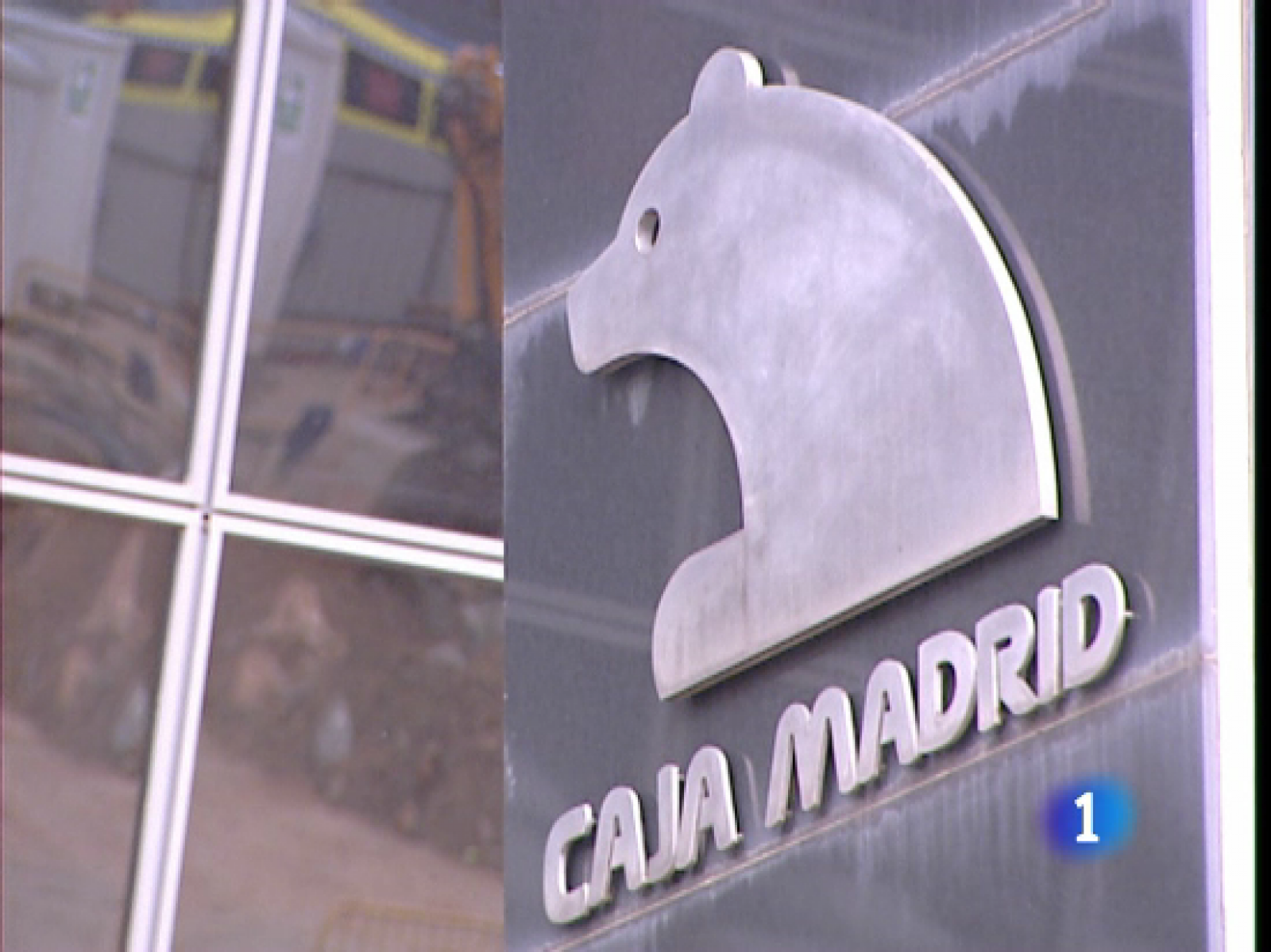 El beneficio de Caja Madrid cayó un 79,6% en los tres primeros meses del año y se situó en 72,97 millones de euros.