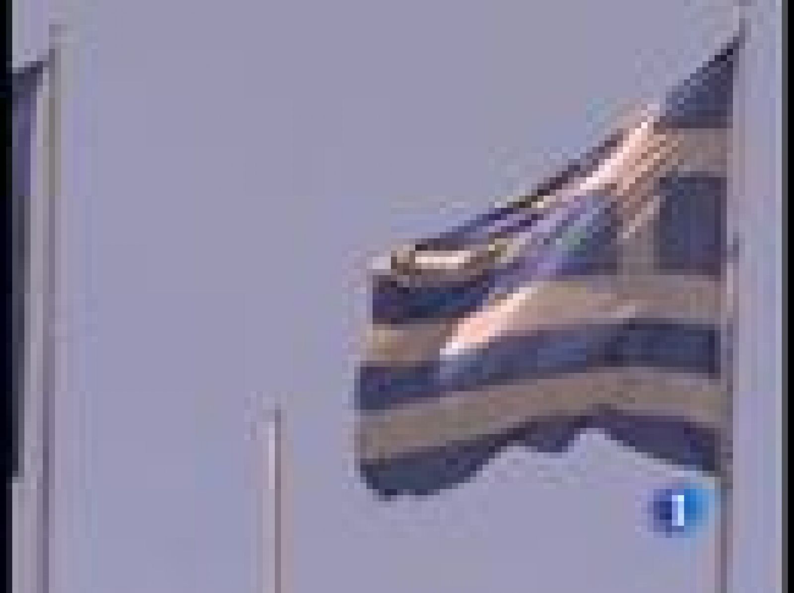 El gobierno griego ultima con los agentes sociales los detalles del plan a tres años con el que debe reducir su déficit | Ver