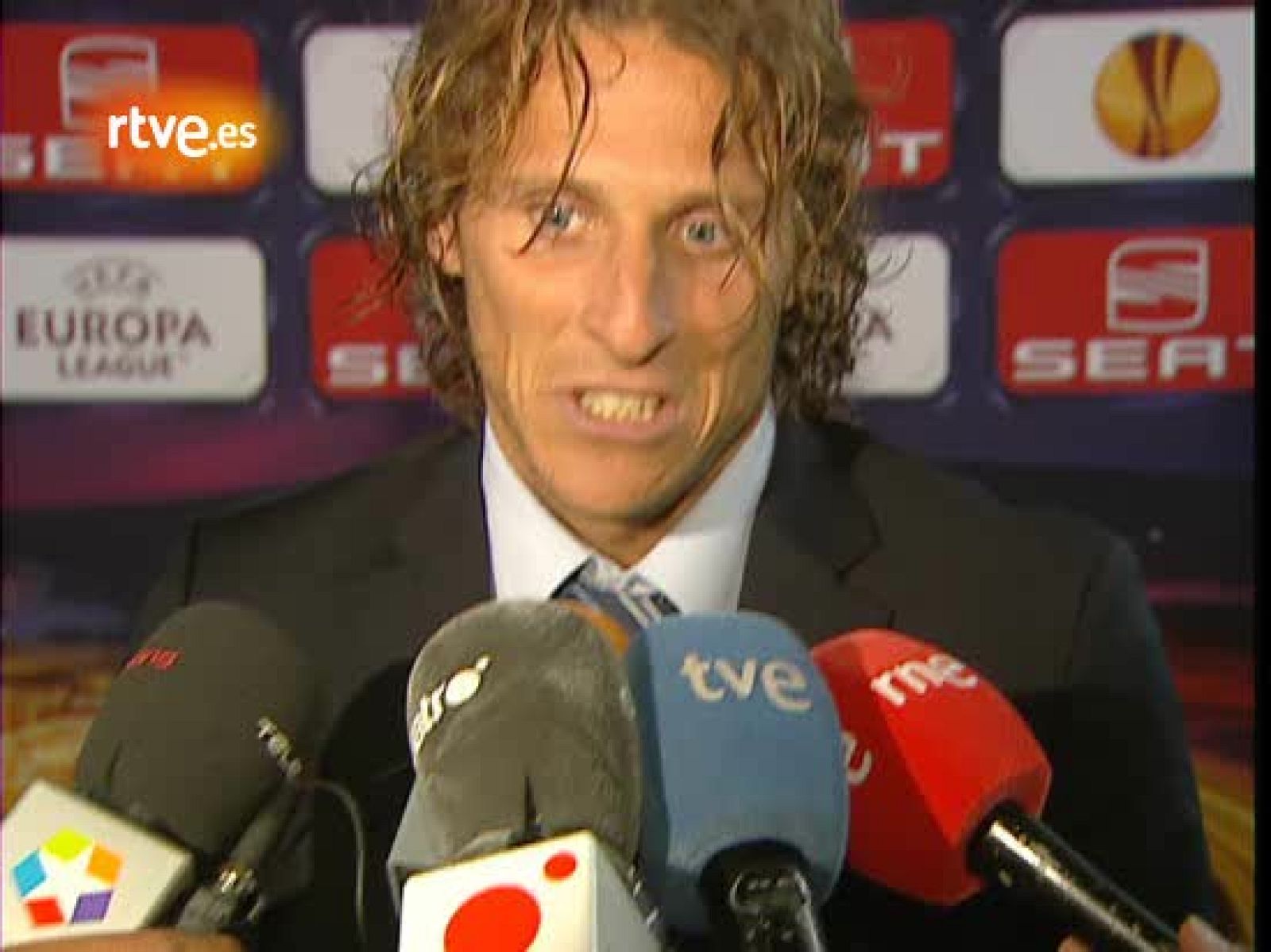 Forlán: 'Es mi trabajo' | Ver