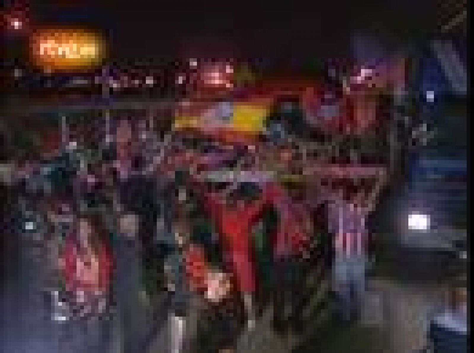 Finalistas recibidos como campeones | Ver