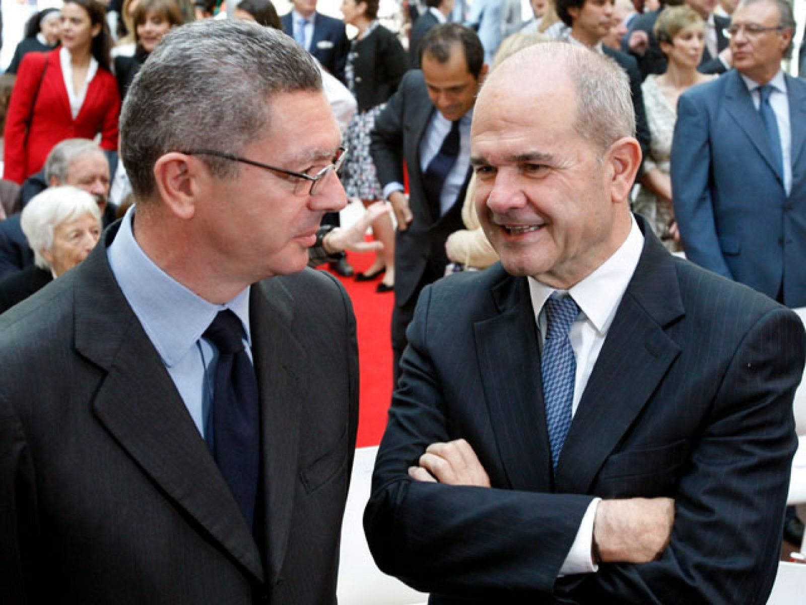 Chaves: "Se ha llegado al techo del desempleo"