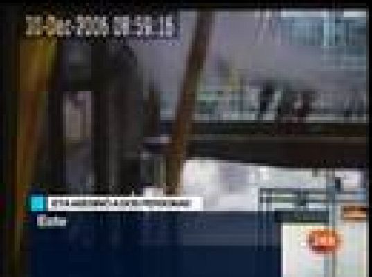 Telediario 1 - Telediario en 4' - 03/05/10