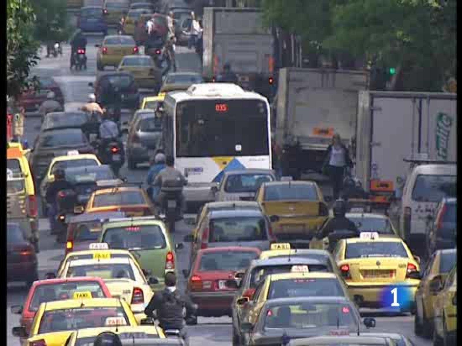 Los bancos griegos podrán seguir recurriendo a la financiación del Banco Central Europeo | Ver