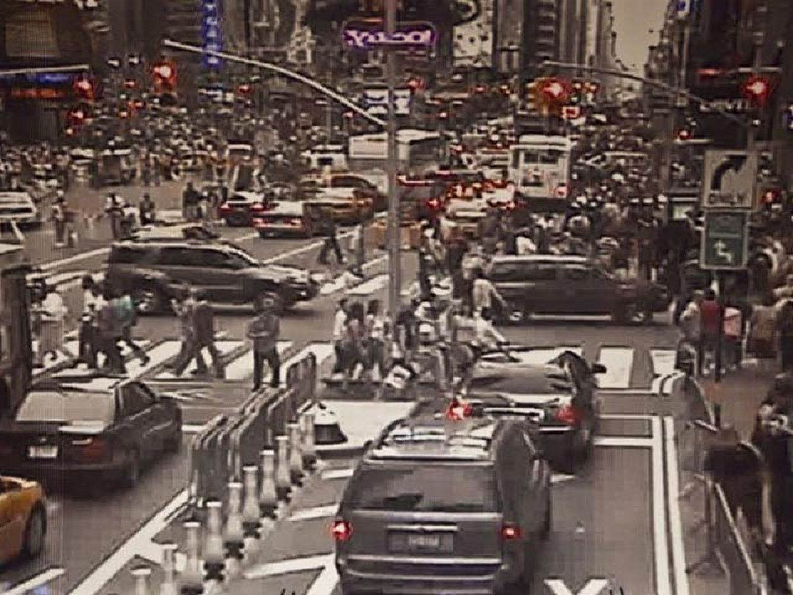 Las autoridades miran con lupa los vídeos grabados aquella noche en los alrededores de Times Square.