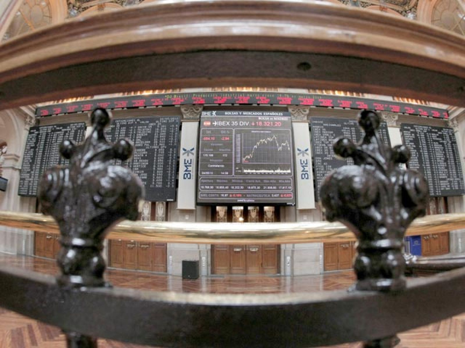 Telediario 2 - 04/05/10 | Ver