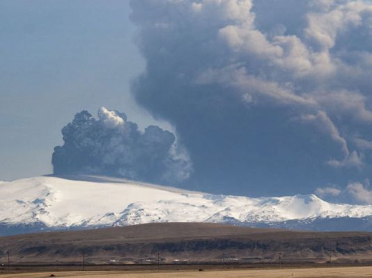 El volcán islandés ataca de nuevo