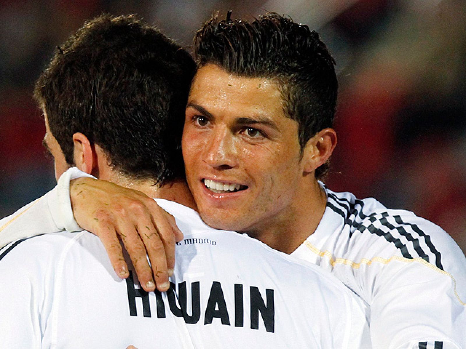 Ronaldo e Higuaín logran la remontada ante el Mallorca (1-4)