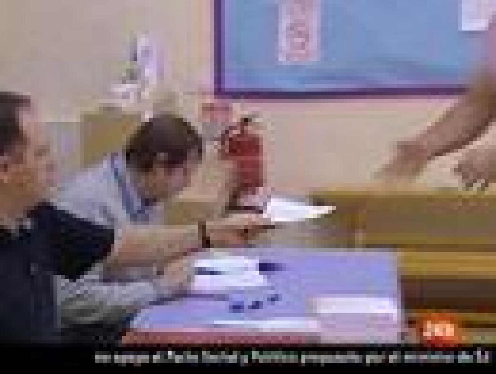 Telediario Internacional. Edición 13 horas (06/05/10)