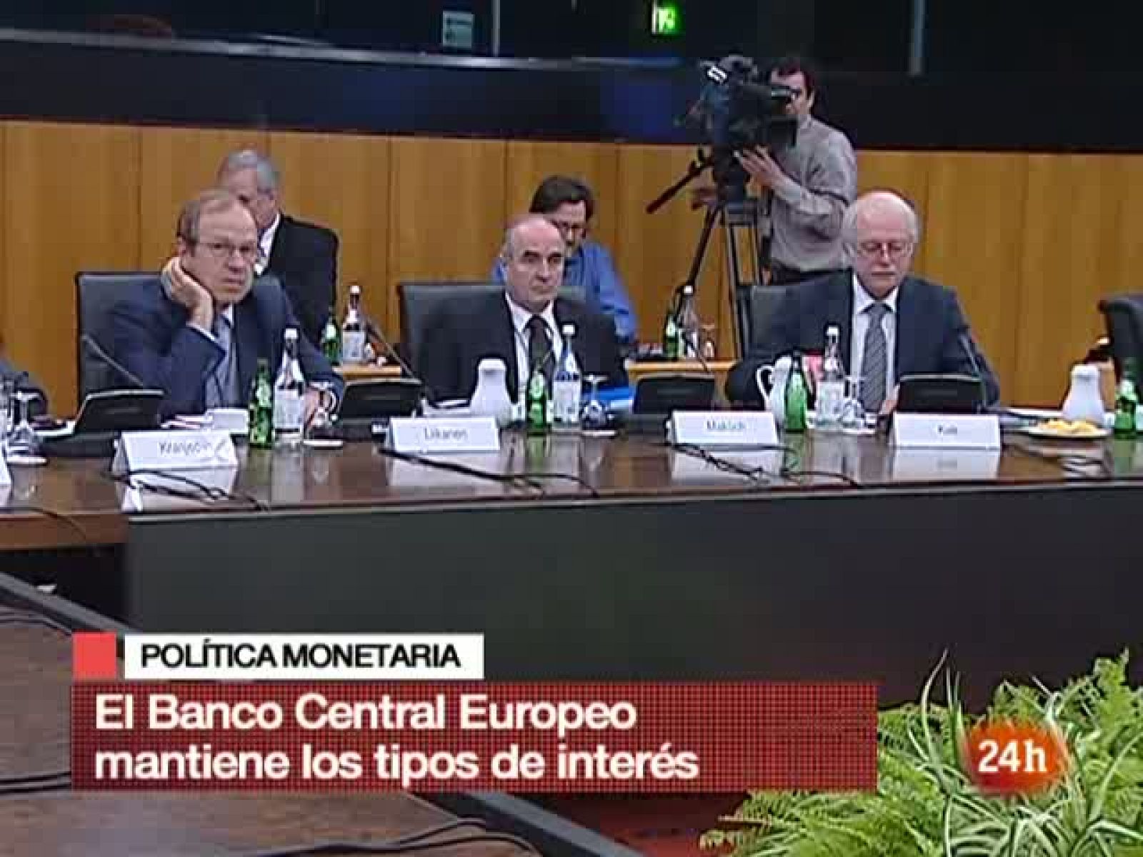 Economía en 24 horas. (06/05/10)