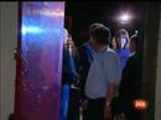  - Cameron gana las elecciones